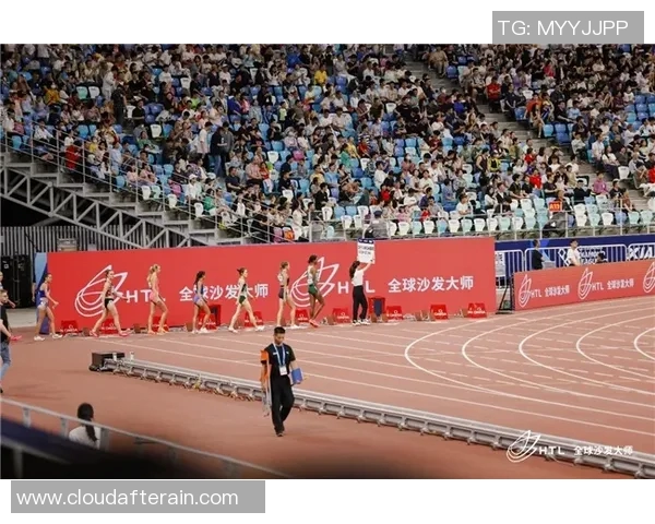 广州羽毛球队逆袭之路揭秘：从低谷到巅峰的奋斗历程与荣耀时刻